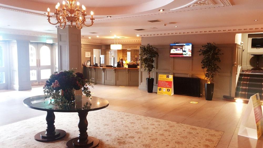 Donegal Town Abbey Hotel Donegal מראה חיצוני תמונה
