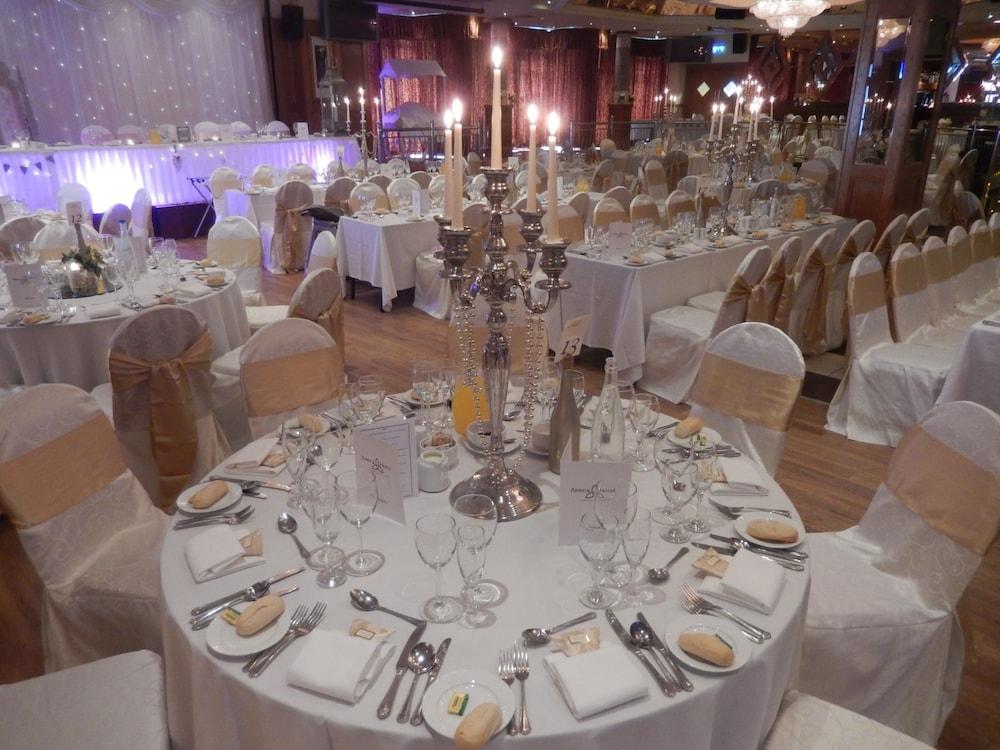Donegal Town Abbey Hotel Donegal מראה חיצוני תמונה