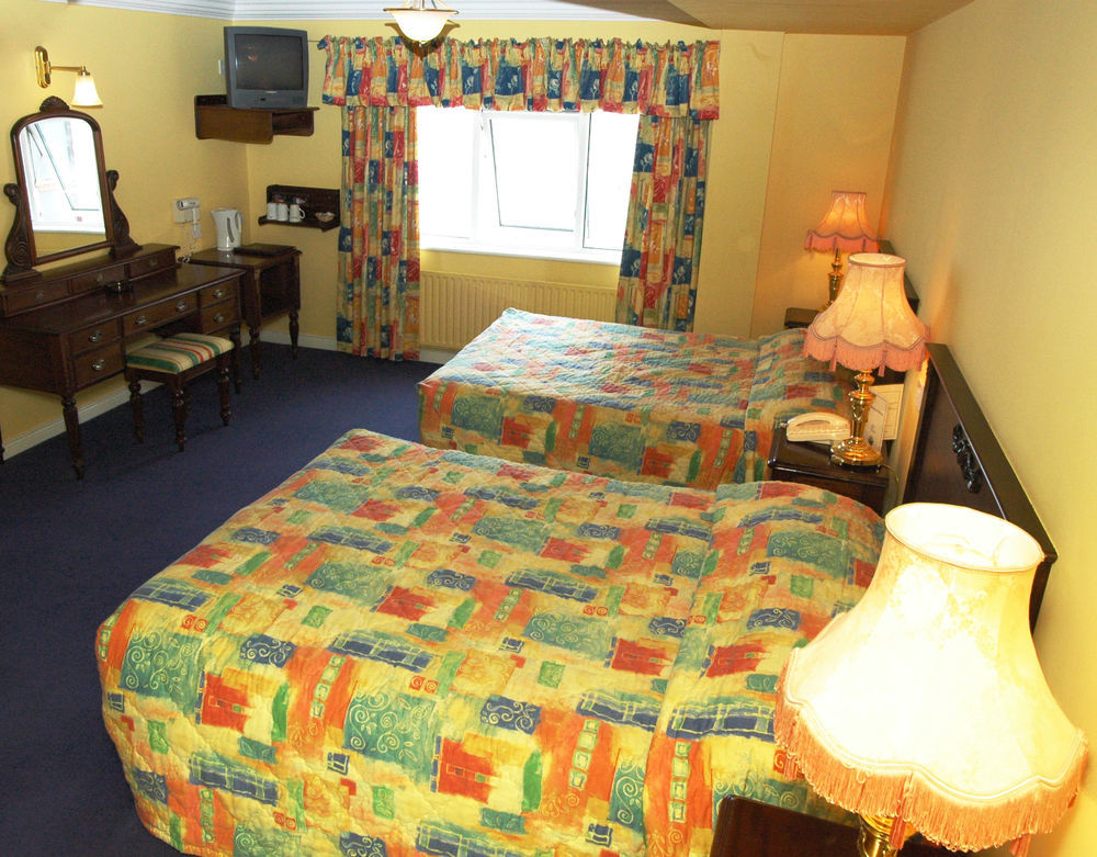 Donegal Town Abbey Hotel Donegal מראה חיצוני תמונה