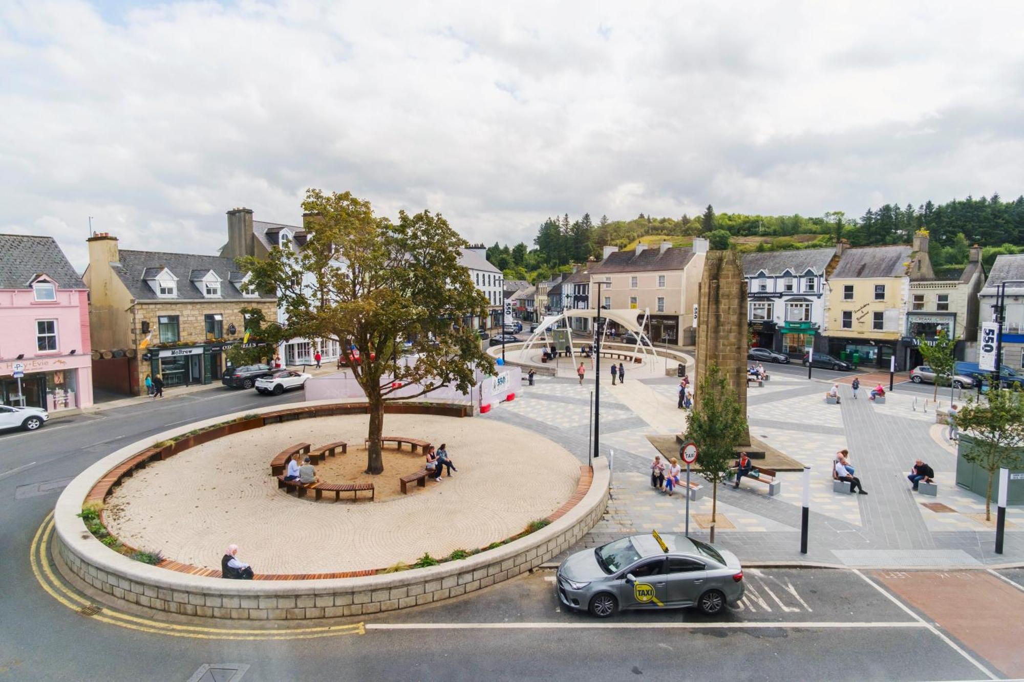 Donegal Town Abbey Hotel Donegal מראה חיצוני תמונה